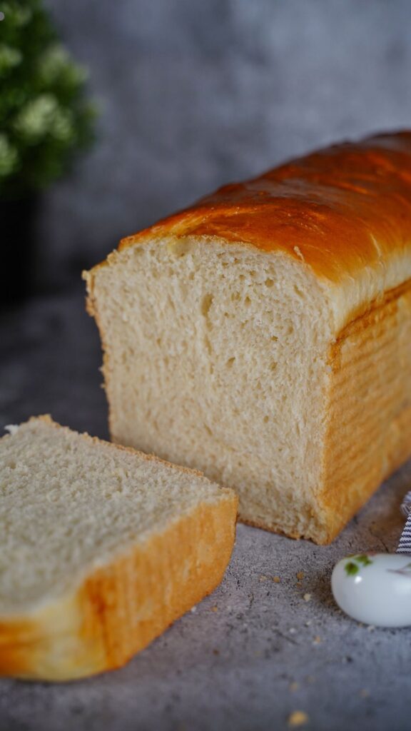 Nigella Old-fashioned Sandwich Loaf