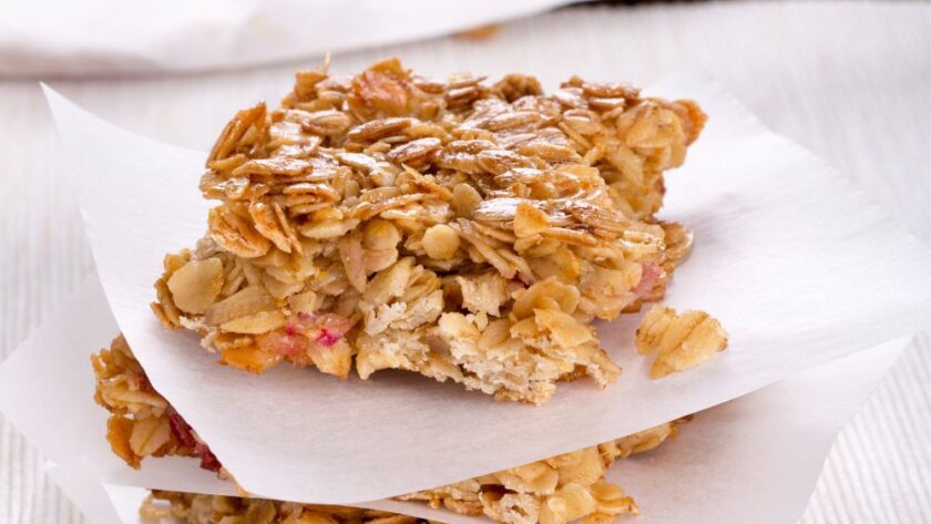 Nigella Rhubarb Flapjacks Recipe