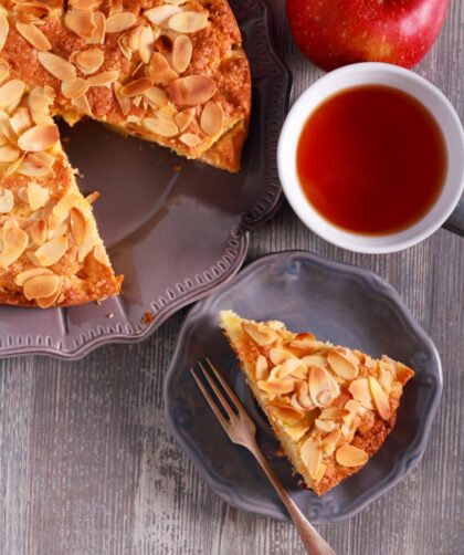 Nigella Apple And Almond Cake