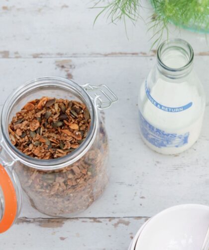 Nigella Granola