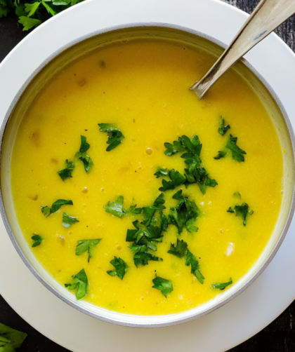 Nigella Cauliflower, Garlic and Turmeric Soup